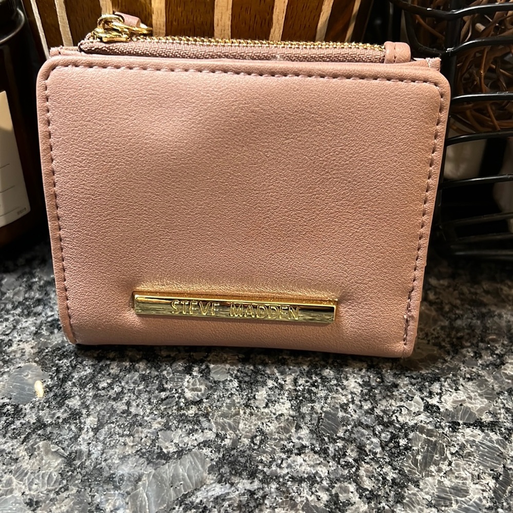 Steve Madden wallet